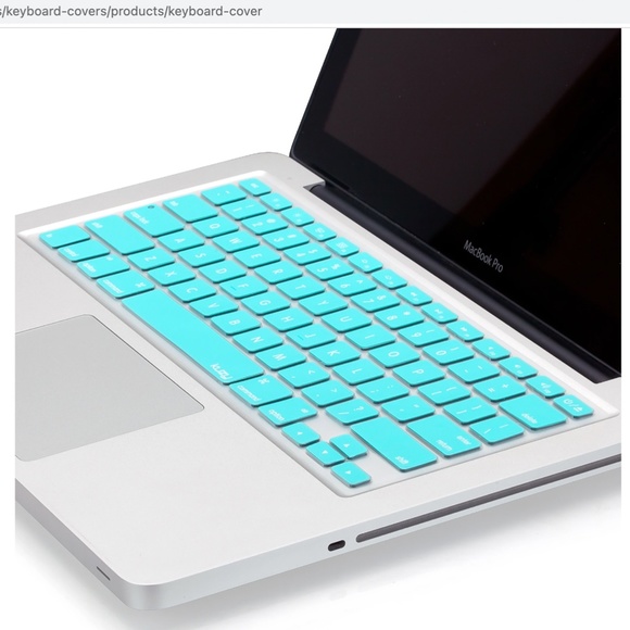 MacBook Keyboard Cover Silicone Skin - Picture 3 of 5